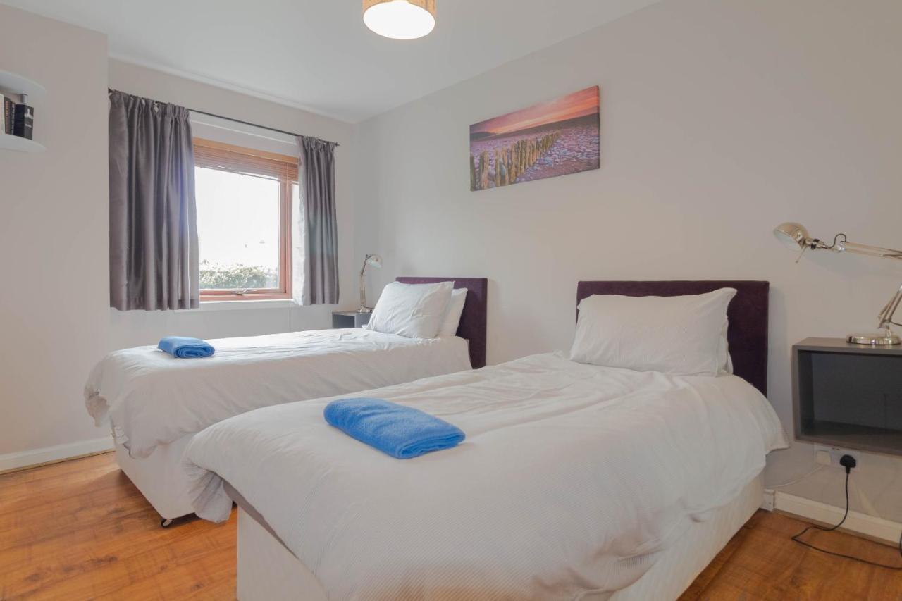 Park Lets Apartman Dumbarton Kültér fotó